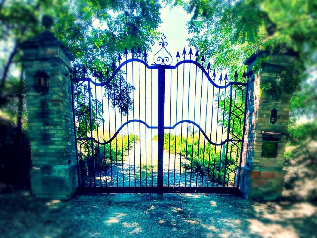Galluzzo Ancient Country Villa Казалекио ди Рено Екстериор снимка